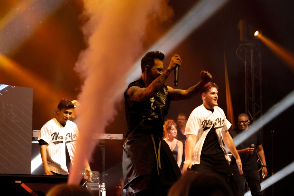 Billy Crawford à l’Olympia : un retour sur scène plein d’émotion